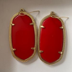 Kendra Scott earrings!